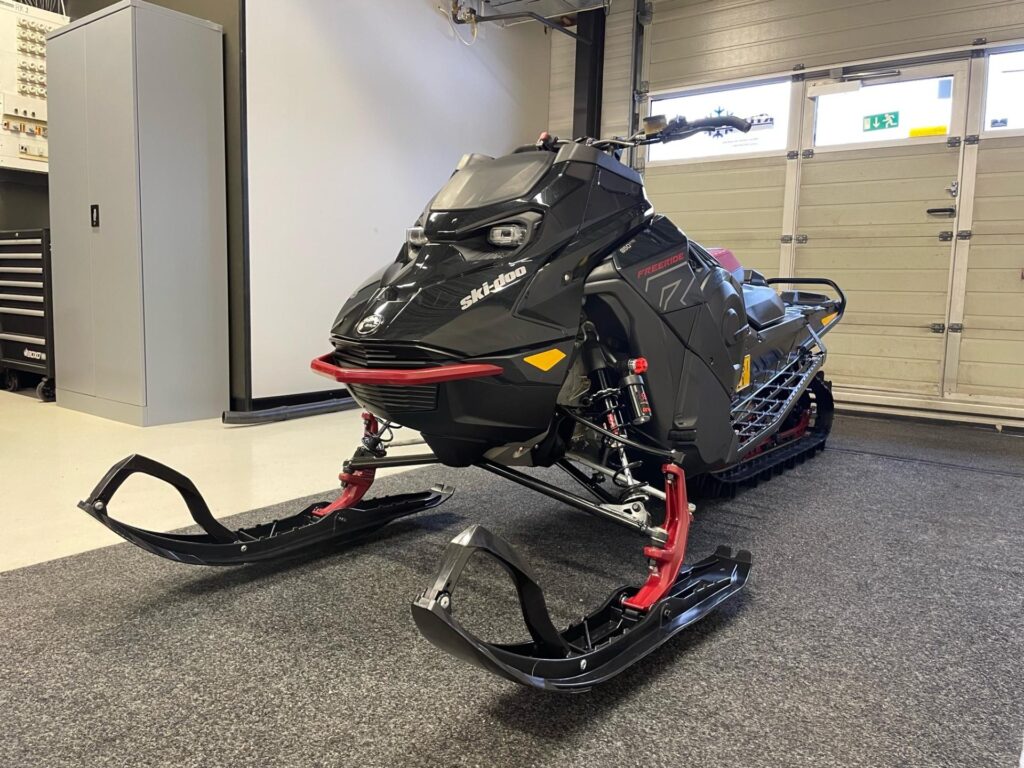 Ski-Doo Freeride 850 E-TEC - Lahden Autokauppa