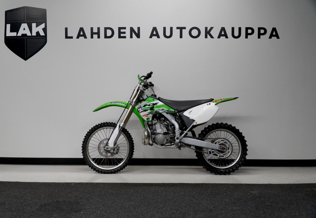 Kawasaki KX 2005 - Lahden Autokauppa