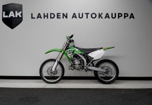 Kawasaki KX 2005 - Lahden Autokauppa
