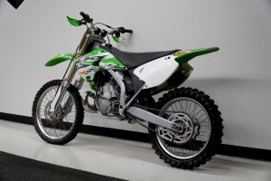 Kawasaki KX 2005 - Lahden Autokauppa