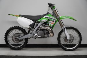 Kawasaki KX 2005 - Lahden Autokauppa