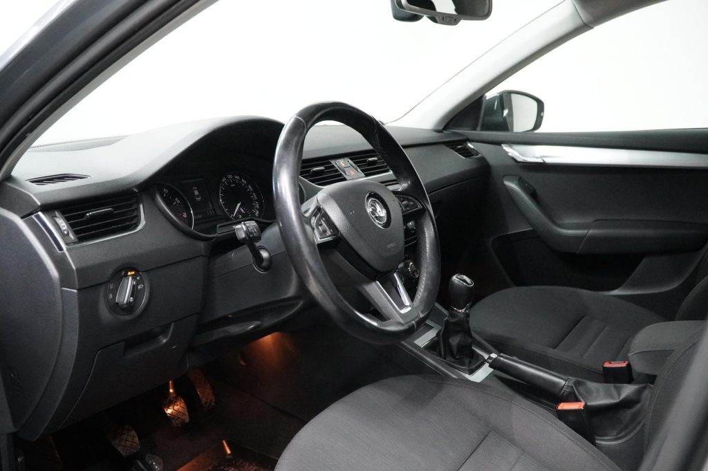 Skoda Octavia 2013 - Lahden Autokauppa