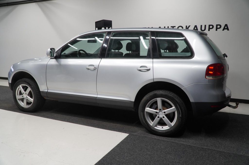 Volkswagen Touareg 2003 - Lahden Autokauppa