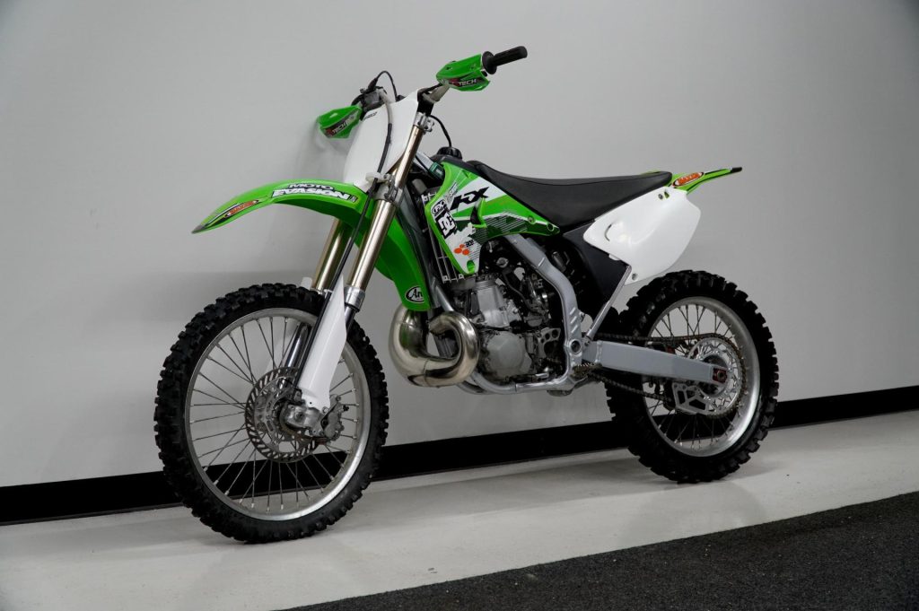 Kawasaki KX 2005 - Lahden Autokauppa