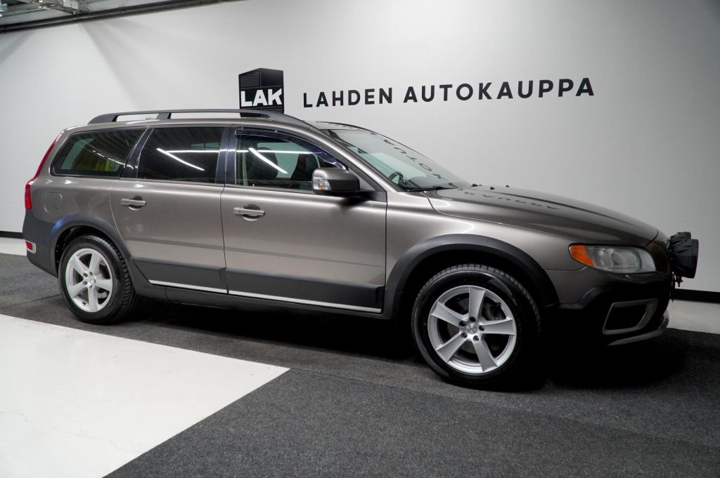 Volvo XC70 2008 - Lahden Autokauppa
