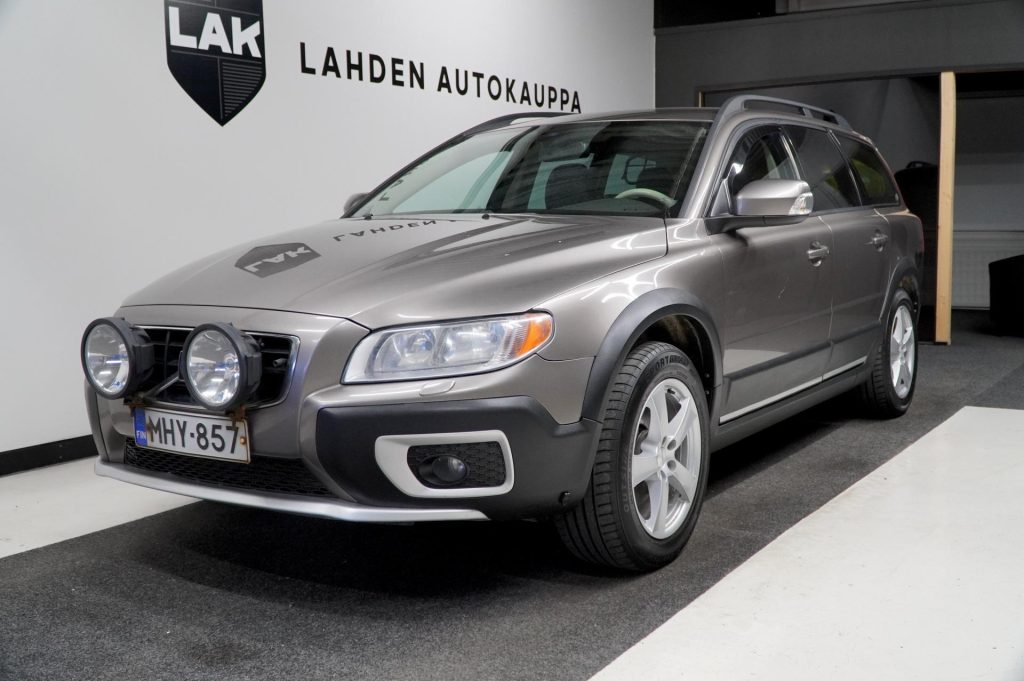 Volvo XC70 2008 - Lahden Autokauppa