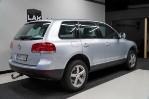 Volkswagen Touareg 3.2 V6 162kw TipTronic * Rautajouset * Vetokoukku * Lohkolämmitin * Nahat * Ketju vaihdettu * Volkswagen Touareg 3.2 V6 162kw TipTronic * Rautajouset * Vetokoukku * Lohkolämmitin * Nahat * Ketju vaihdettu * - Lahden Autokauppa