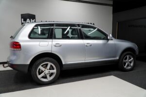 Volkswagen Touareg 3.2 V6 162kw TipTronic * Rautajouset * Vetokoukku * Lohkolämmitin * Nahat * Ketju vaihdettu * Volkswagen Touareg 3.2 V6 162kw TipTronic * Rautajouset * Vetokoukku * Lohkolämmitin * Nahat * Ketju vaihdettu * - Lahden Autokauppa