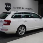 Skoda Octavia Combi 2.0 TDI 184 4x4 Elegance DSG - Lahden Autokauppa