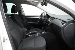 Skoda Octavia Combi 2.0 TDI 184 4x4 Elegance DSG Skoda Octavia Combi 2.0 TDI 184 4x4 Elegance DSG - Lahden Autokauppa