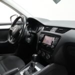 Skoda Octavia Combi 2.0 TDI 184 4x4 Elegance DSG - Lahden Autokauppa