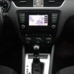 Skoda Octavia Combi 2.0 TDI 184 4x4 Elegance DSG - Lahden Autokauppa