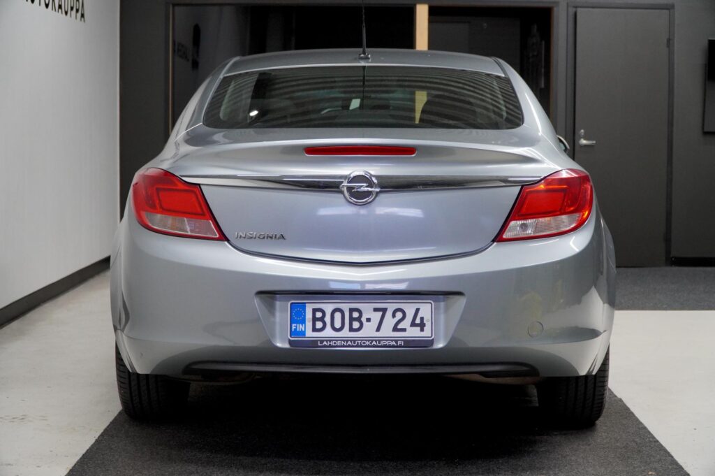 Opel Insignia 4-ov Essentia 1.6 Ecotec 85kW MT6 Opel Insignia 4-ov Essentia 1.6 Ecotec 85kW MT6 - Lahden Autokauppa