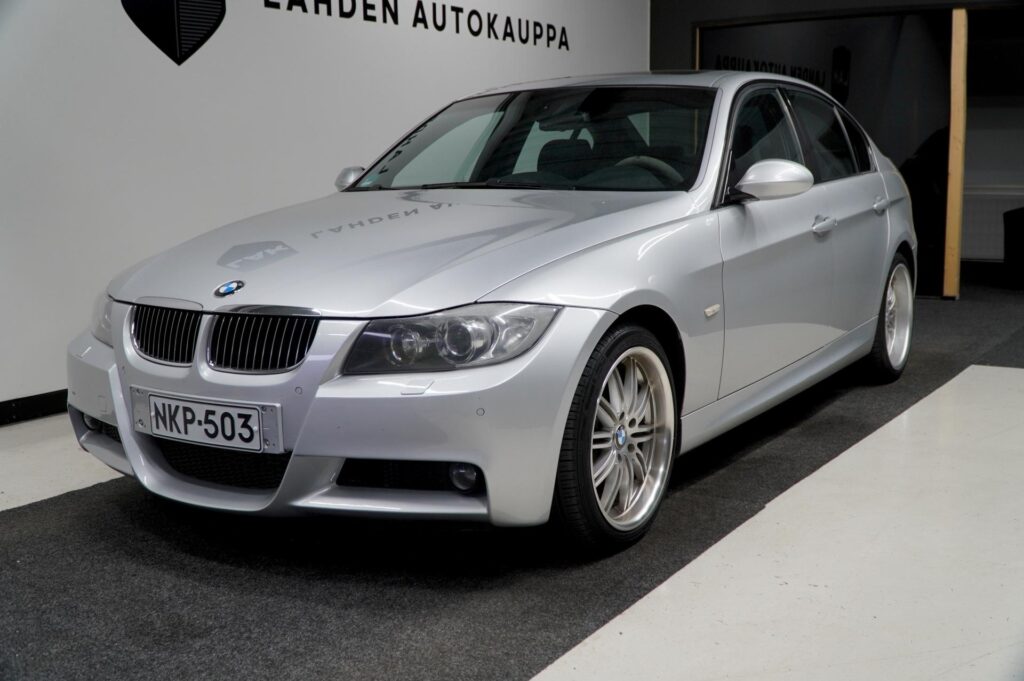 BMW 330 E90 xDrive M sport BMW 330 E90 xDrive M sport - Lahden Autokauppa