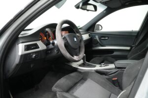 BMW 330 E90 xDrive M sport BMW 330 E90 xDrive M sport - Lahden Autokauppa