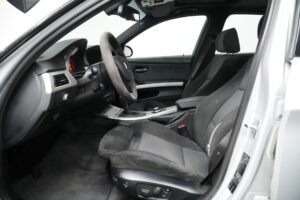 BMW 330 E90 xDrive M sport BMW 330 E90 xDrive M sport - Lahden Autokauppa