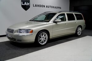 Volvo V70 2.5T Classic aut Volvo V70 2.5T Classic aut - Lahden Autokauppa