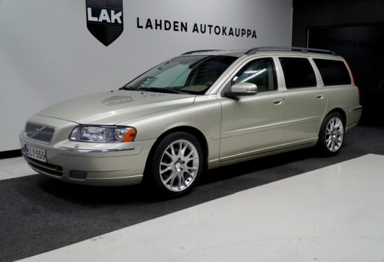 Volvo V70 2.5T Classic aut - Lahden Autokauppa