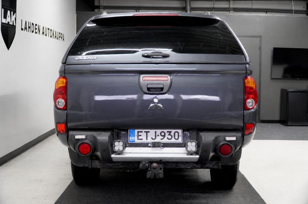 Mitsubishi L200 Double Cab 2.5 DI-D Invite Plus 2-paikkainen Mitsubishi L200 Double Cab 2.5 DI-D Invite Plus 2-paikkainen - Lahden Autokauppa