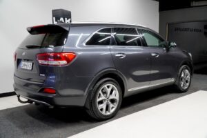 Kia Sorento 2.2 CRDi AWD Business Premium A/T 5P Kia Sorento 2.2 CRDi AWD Business Premium A/T 5P - Lahden Autokauppa