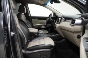 Kia Sorento 2.2 CRDi AWD Business Premium A/T 5P Kia Sorento 2.2 CRDi AWD Business Premium A/T 5P - Lahden Autokauppa