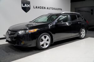 Honda Accord Tourer 2.2 i-DTEC Executive Honda Accord Tourer 2.2 i-DTEC Executive - Lahden Autokauppa
