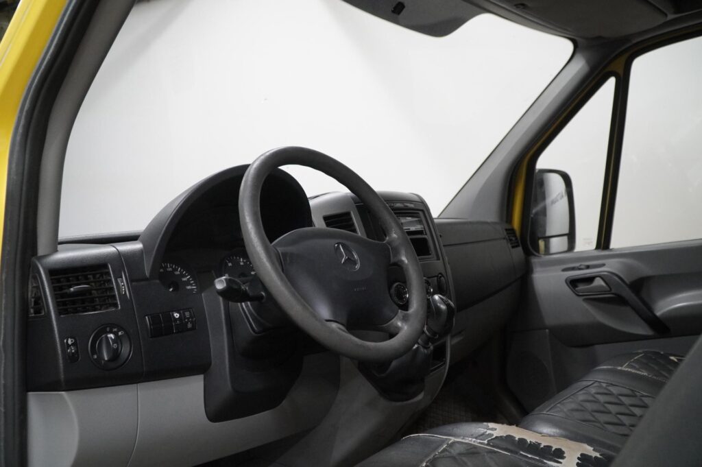 Mercedes-Benz Sprinter 311 CDI - Lahden Autokauppa